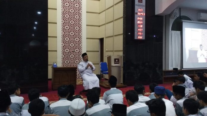 Kuliah Malam Jumat (5)