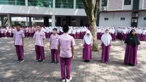 Laporan Pemimpin Pasukan Apel bahwa apel sudah siap dimulai.