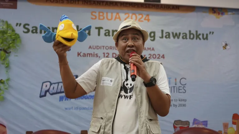 Akhirnya momen yang ditunggu pun tiba. Saatnya storytelling bersama Paman Geri.